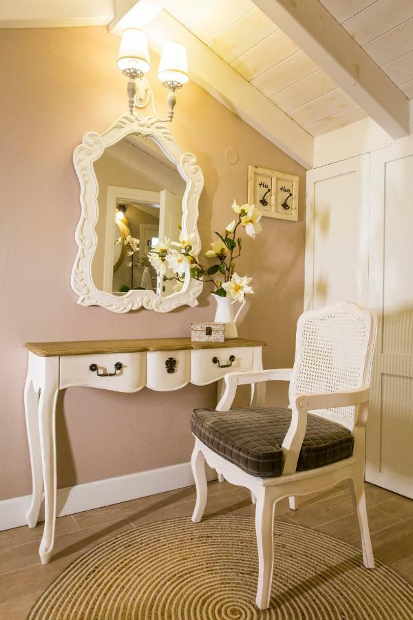 Lianelia Boutique Village House Argyrades ภายนอก รูปภาพ