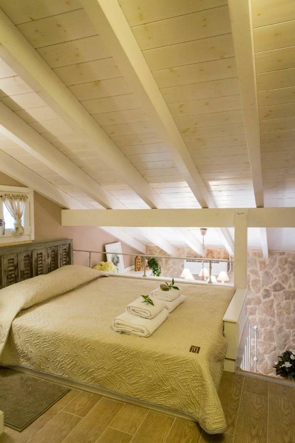 Lianelia Boutique Village House Argyrades ภายนอก รูปภาพ